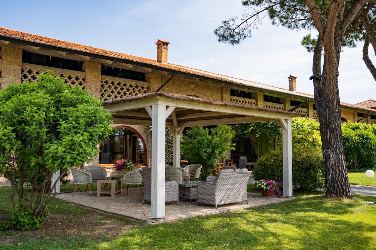 Agriturismo Isola Augusta Palazzolo dello Stella Eksteriør billede