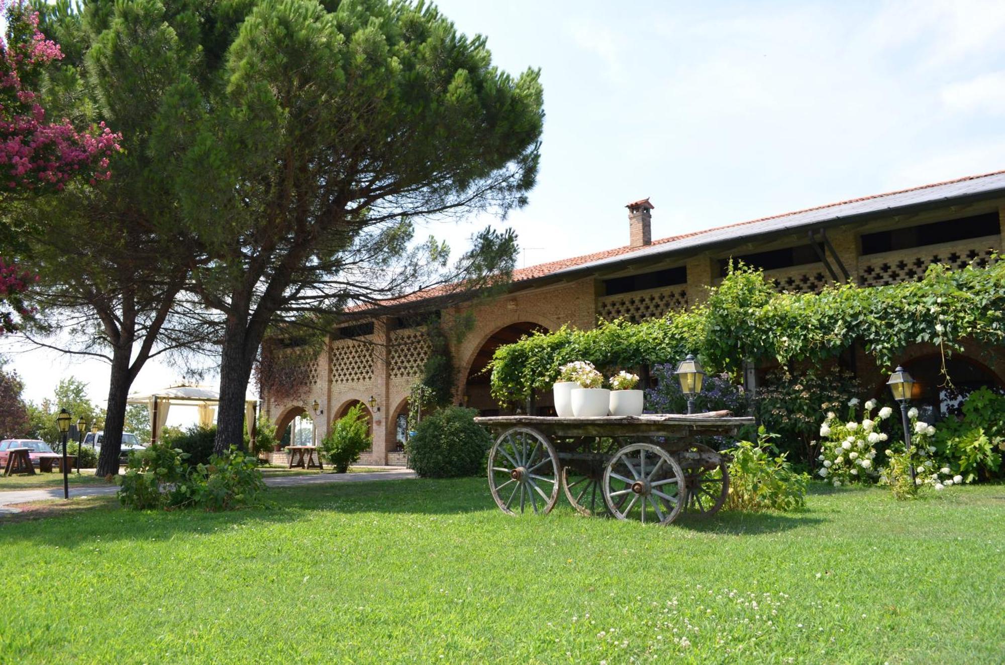 Agriturismo Isola Augusta Palazzolo dello Stella Eksteriør billede
